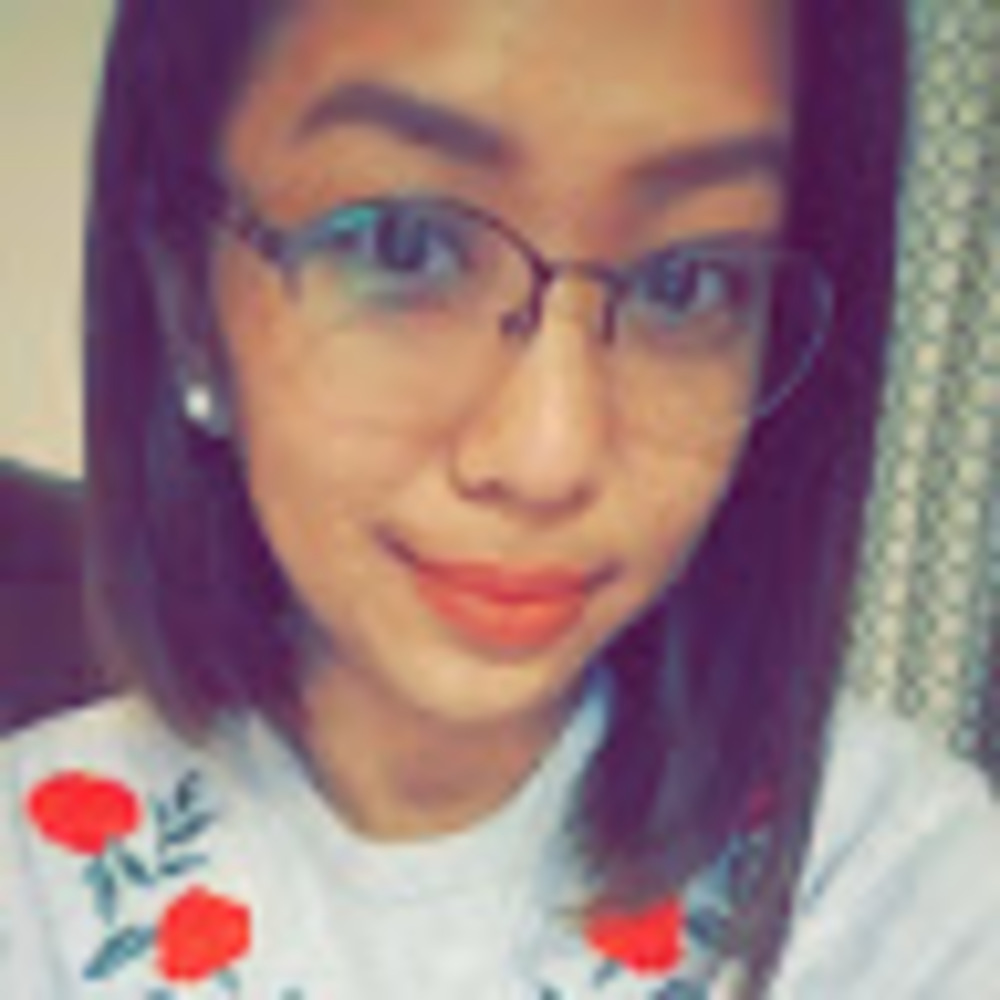 Meet your Posher, Crystal